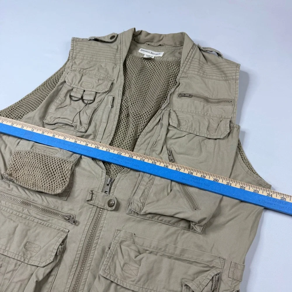 Banana Republic Safari Photography Vest Mens Medium Khaki Multi-Pocket Utility